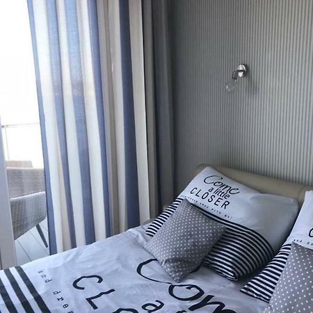 דירות רידזוו Apartament Z Widokiem Na Jezioro מראה חיצוני תמונה